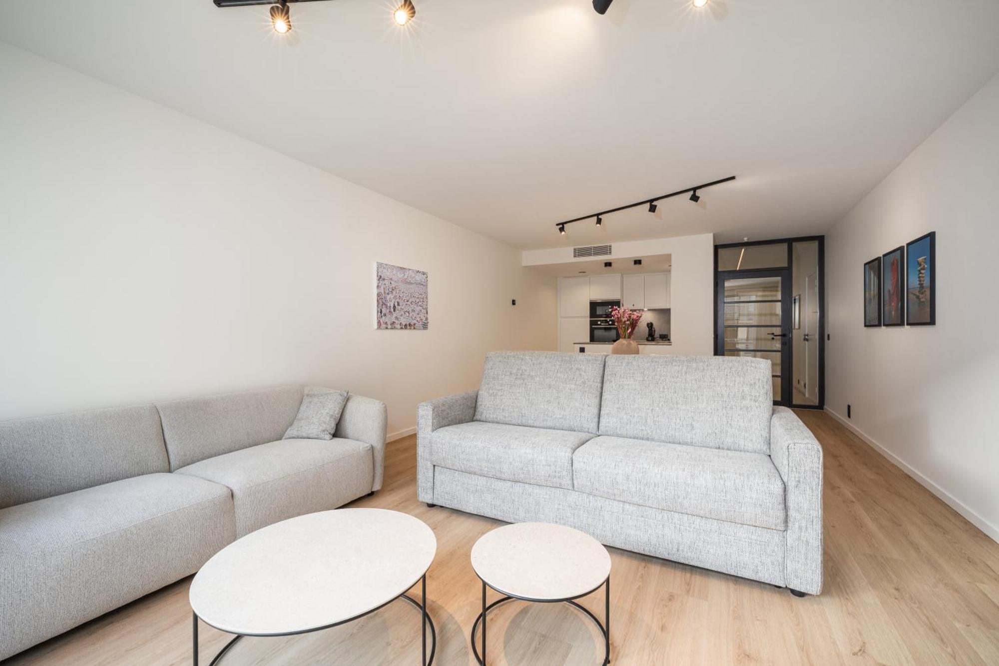 Appartement Luxe Comfort App Met Zijdelings Zeezicht En In Centrum Ostende